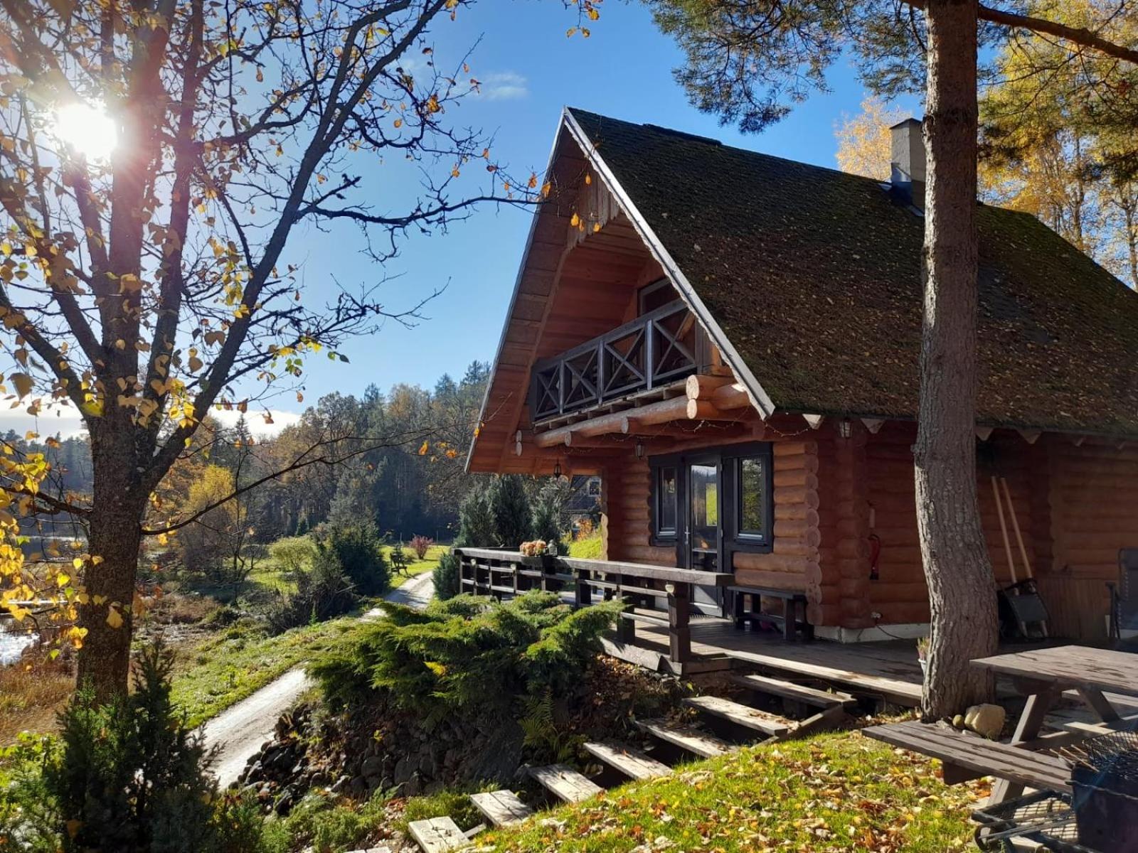 Ezerkalni Villa Raiskums Exterior foto